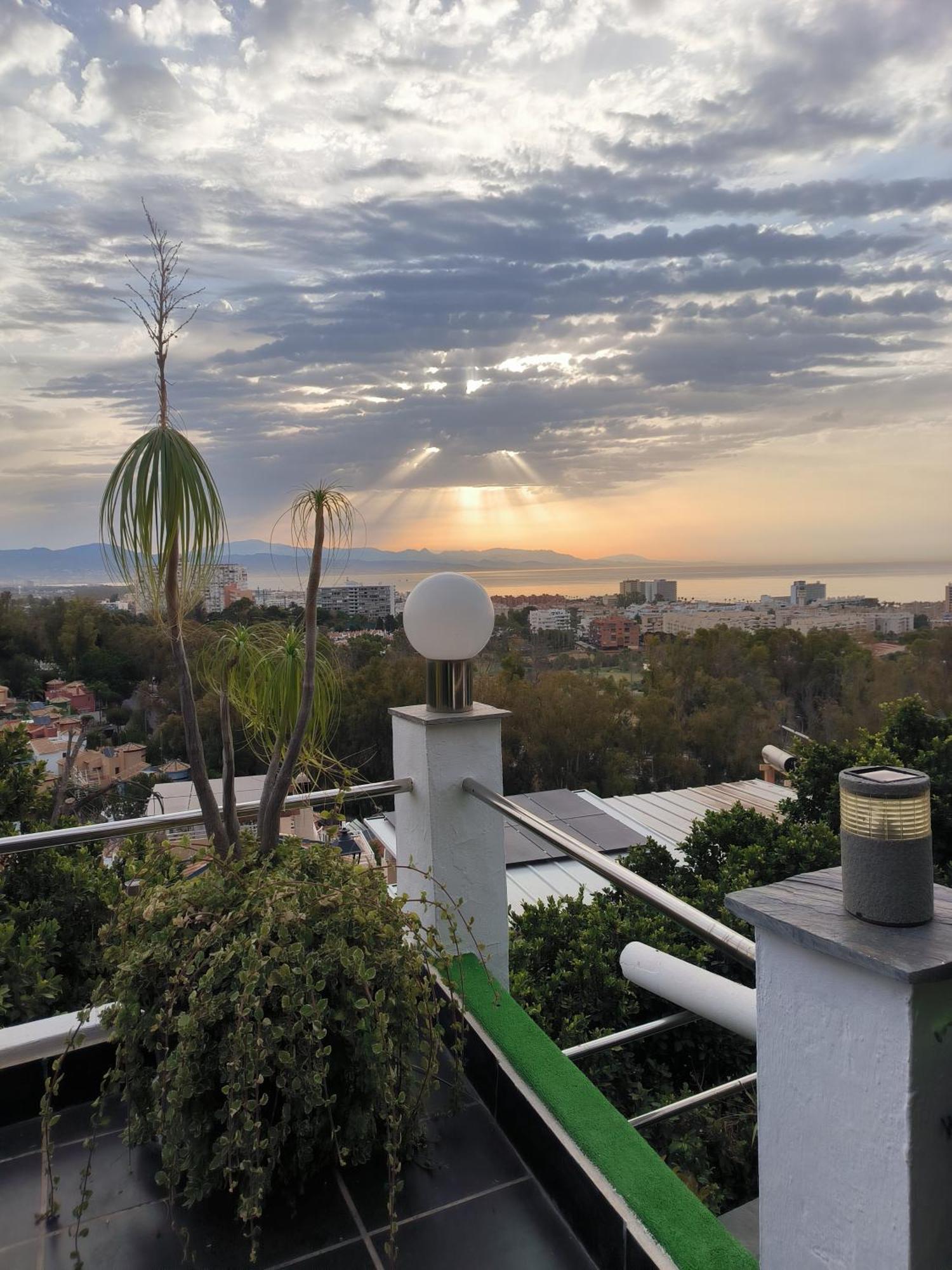 Pinar Suites Habitaciones Torremolinos Esterno foto